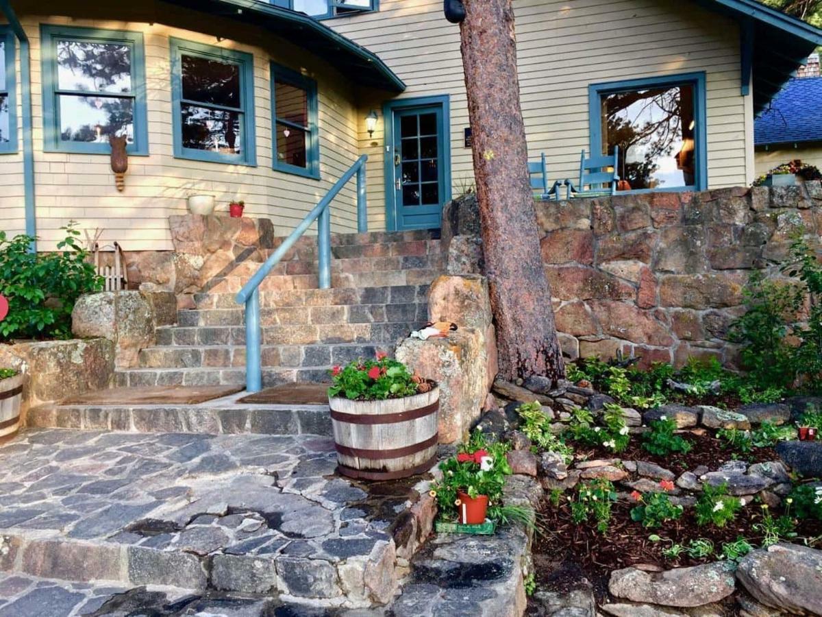 Romantic Riversong Inn Estes Park Exterior photo